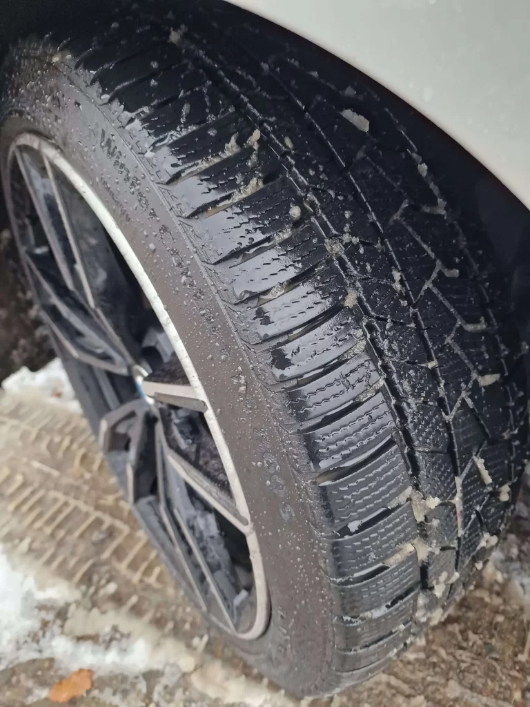 Winter tyres
